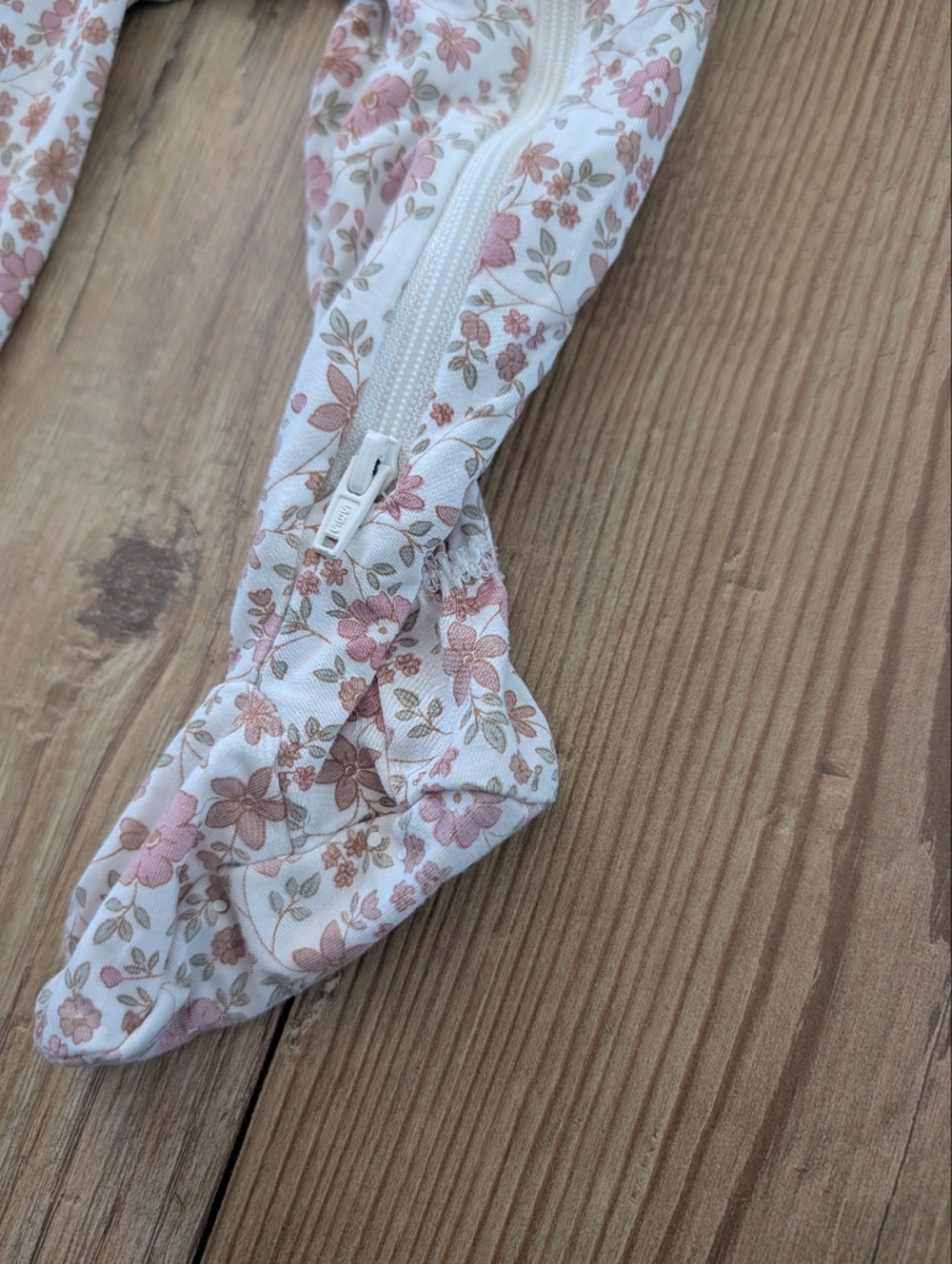 Quincy Mae Bamboo Zip Bloom - Picture 2 of 4